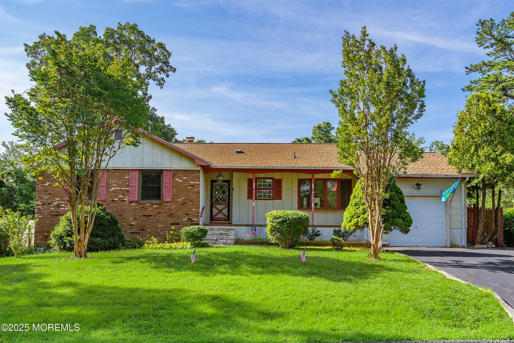 2238 Emerald Park Drive, Forked River, NJ 08731