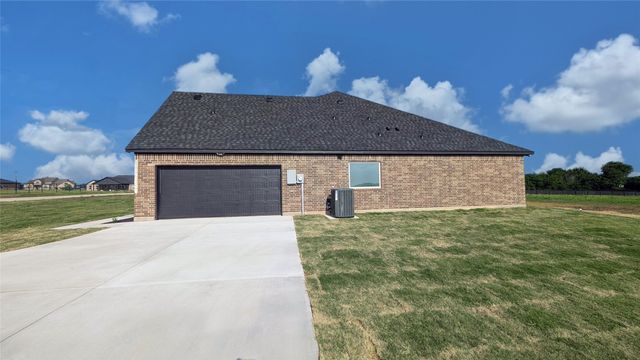 3297 Escobar Circle, Greenville, TX 75401