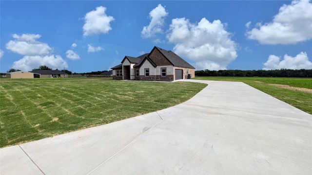 3297 Escobar Circle, Greenville, TX 75401