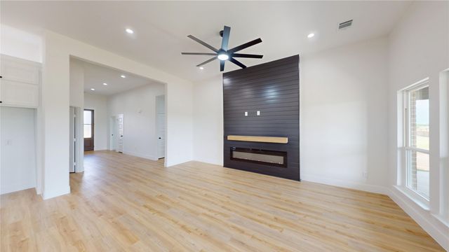 3297 Escobar Circle, Greenville, TX 75401