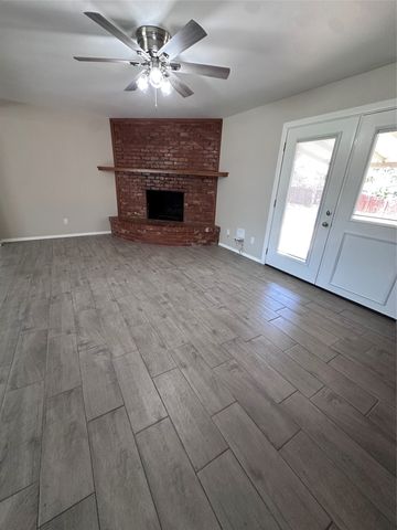 1321 Hurstview Drive, Hurst, TX 76053