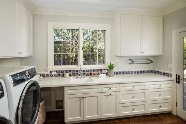 745 Windsor Drive, Menlo Park, CA 94025