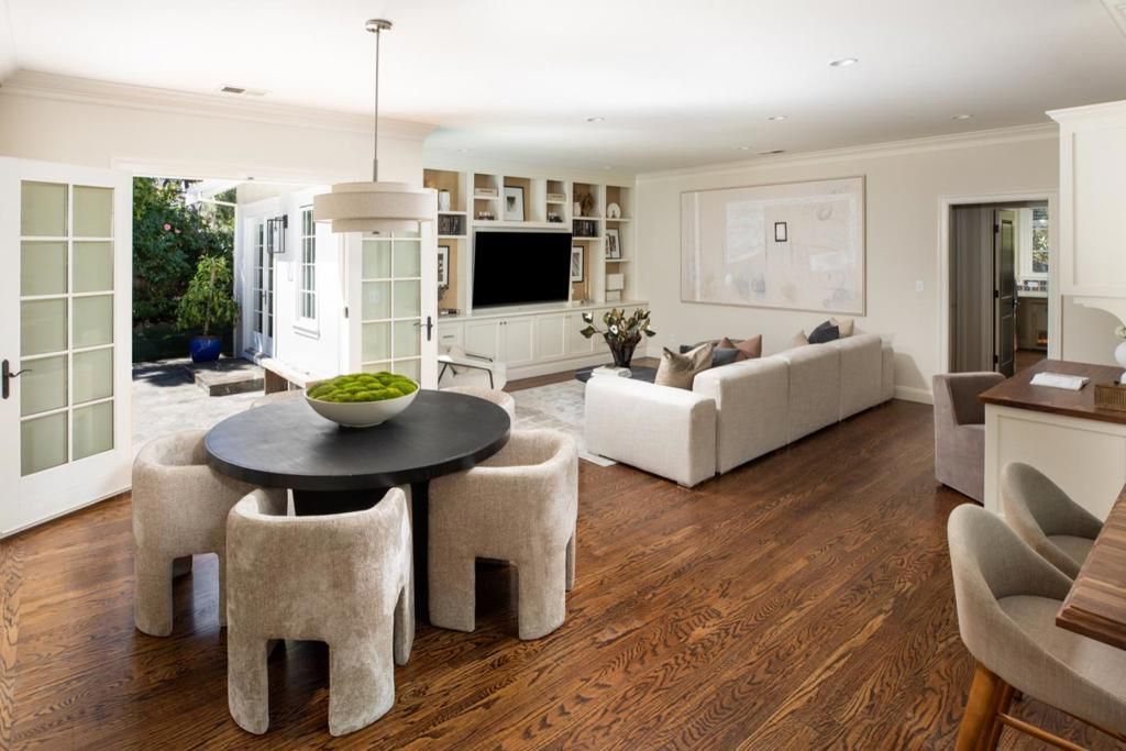 Image 5 of property listing at 745 Windsor Drive, Menlo Park, CA 94025