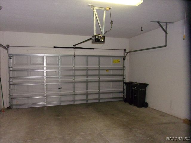 1933 W Shanelle Path, Lecanto, FL 34461