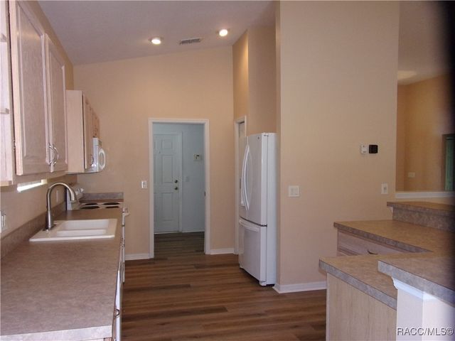 1933 W Shanelle Path, Lecanto, FL 34461