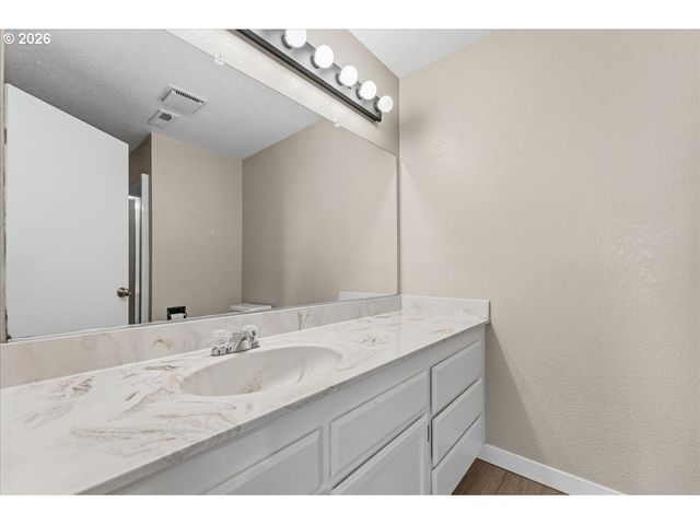 3250 Ne 29TH St, Gresham, OR 97030