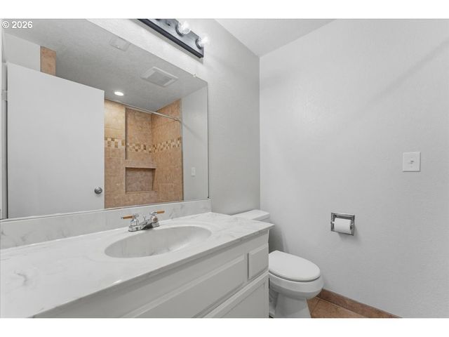 3250 Ne 29TH St, Gresham, OR 97030