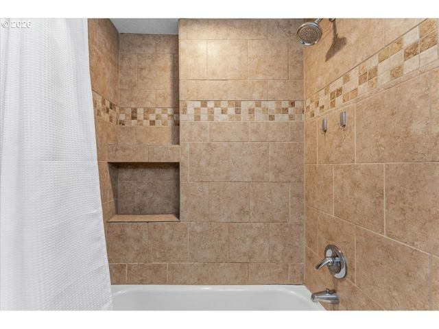 3250 Ne 29TH St, Gresham, OR 97030
