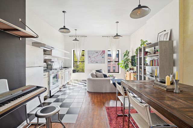 367 JEFFERSON Avenue, New York City, NY 11221
