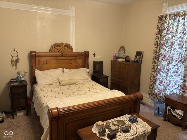 219 W Locust, Shelbyville, IN 46176