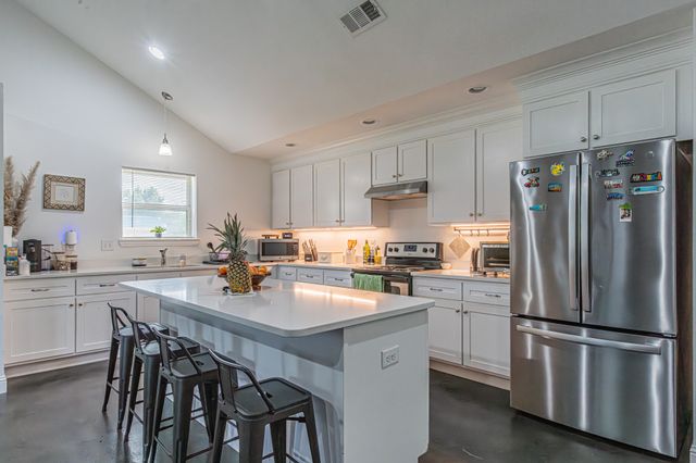 4362 Green Acres Circle, Arlington, TX 76017