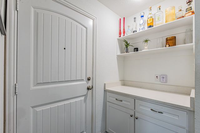 4362 Green Acres Circle, Arlington, TX 76017