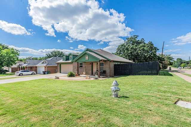 4362 Green Acres Circle, Arlington, TX 76017