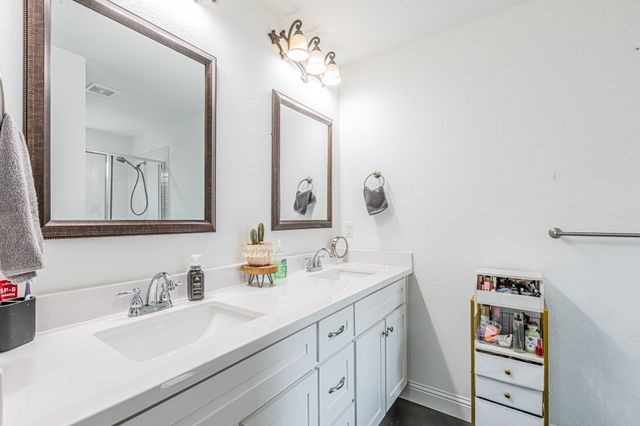 4362 Green Acres Circle, Arlington, TX 76017