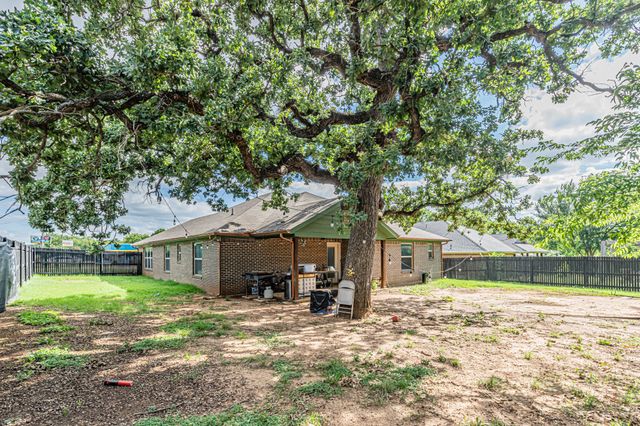 4362 Green Acres Circle, Arlington, TX 76017