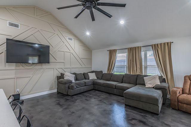 4362 Green Acres Circle, Arlington, TX 76017