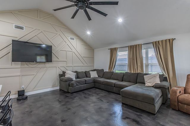 4362 Green Acres Circle, Arlington, TX 76017