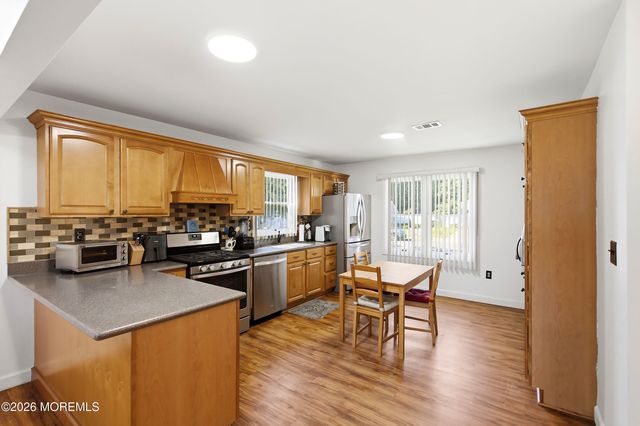 656 Branch Drive, Toms River, NJ 08755