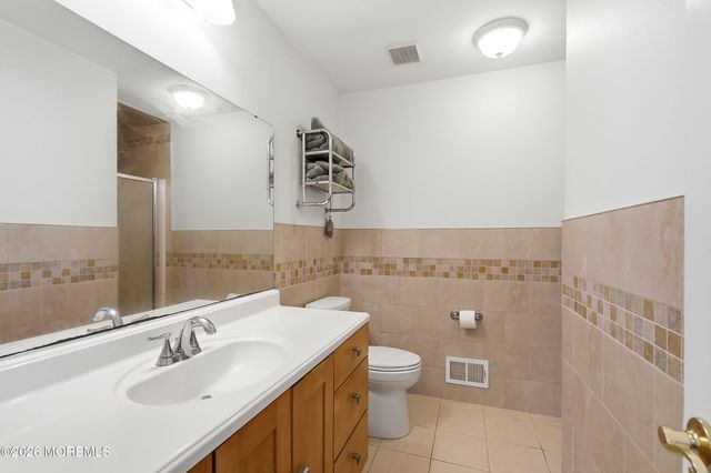 656 Branch Drive, Toms River, NJ 08755