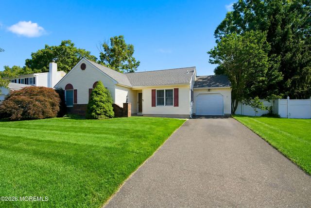 656 Branch Drive, Toms River, NJ 08755