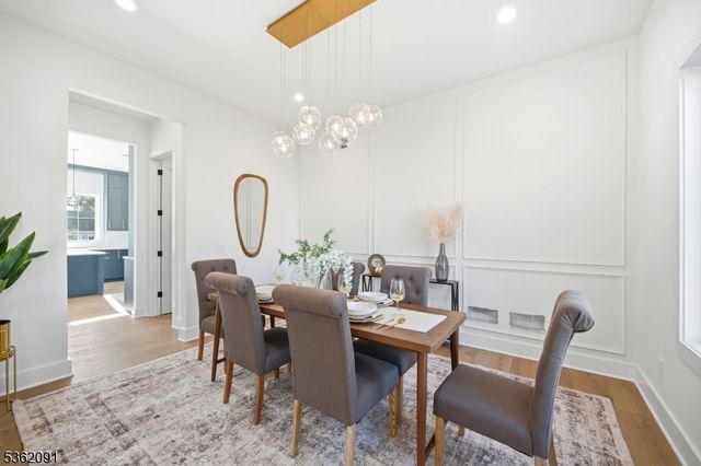 4 Maplewood Dr, Livingston Twp., NJ 07039