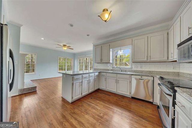6321 Woodlore Drive NW, Acworth, GA 30101