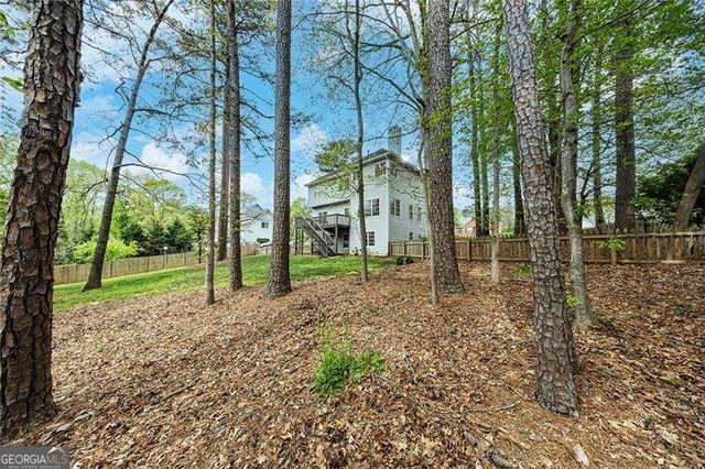 6321 Woodlore Drive NW, Acworth, GA 30101