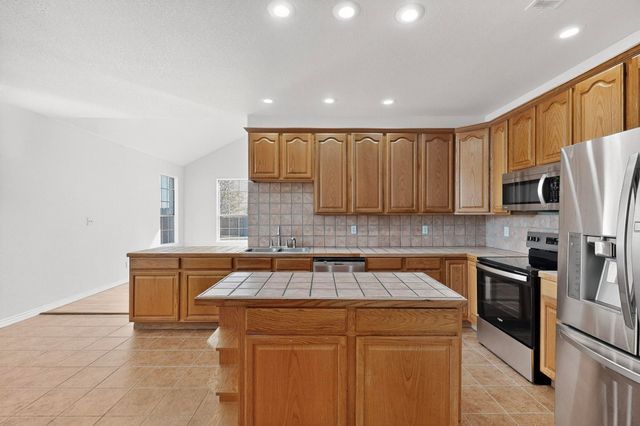 4138 Fm 813, Waxahachie, TX 75165