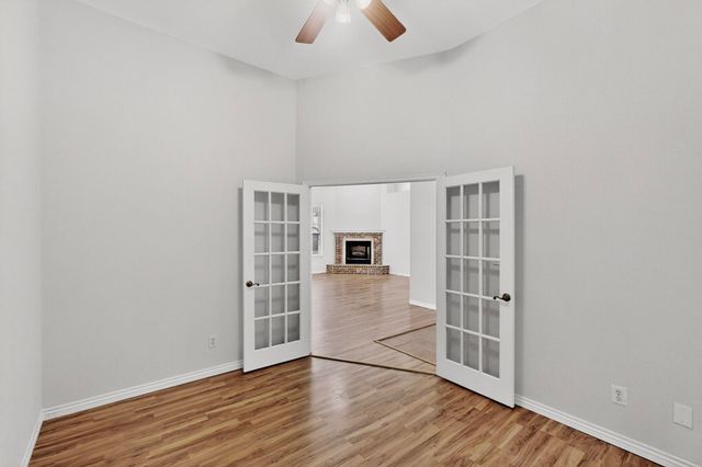 4138 Fm 813, Waxahachie, TX 75165