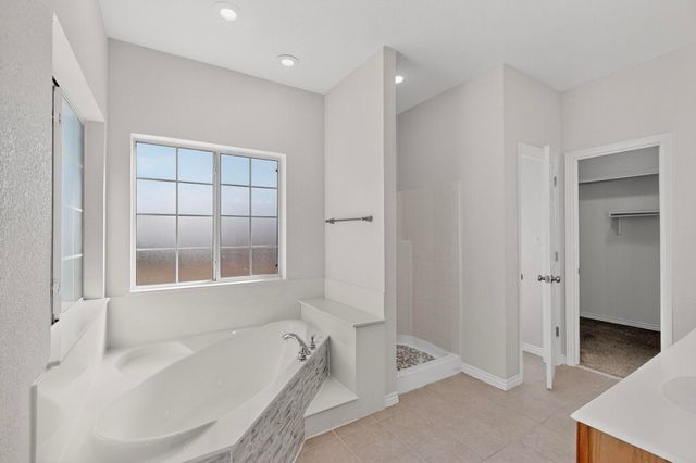 4138 Fm 813, Waxahachie, TX 75165