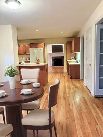 5 Howes Court, Ridgefield, CT 06877