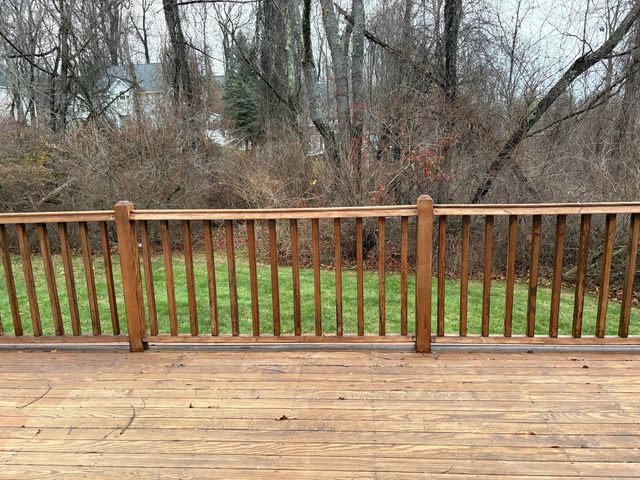 5 Howes Court, Ridgefield, CT 06877