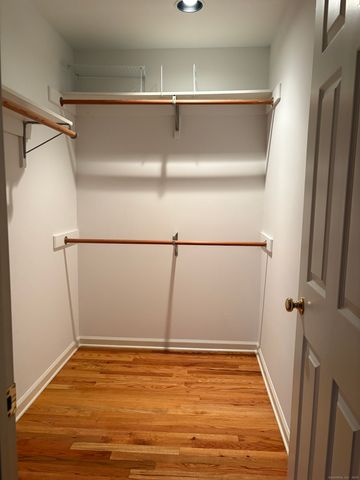 5 Howes Court, Ridgefield, CT 06877