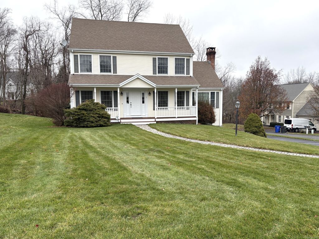 5 Howes Court, Ridgefield, CT 06877