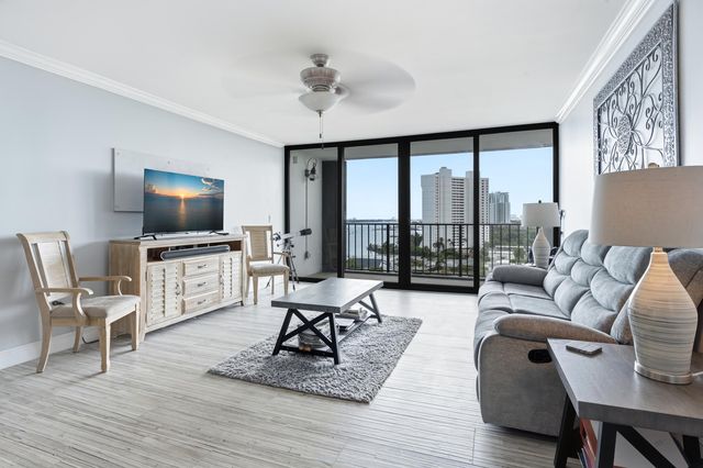5600 N Flagler Drive 1105, West Palm Beach, FL 33407