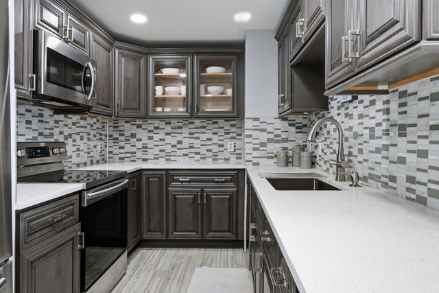5600 N Flagler Drive 1105, West Palm Beach, FL 33407