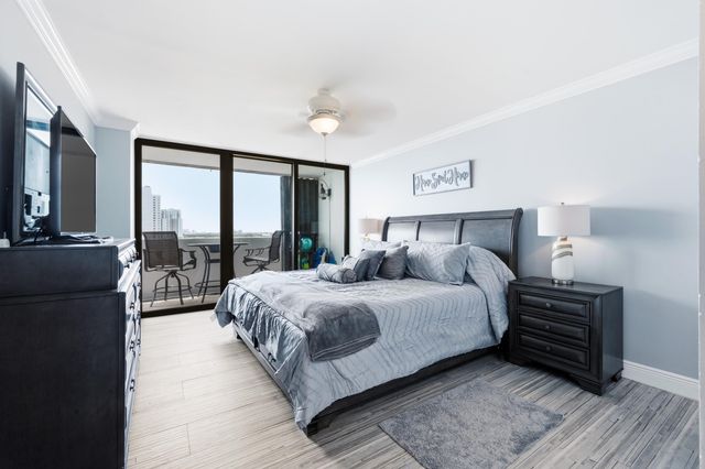 5600 N Flagler Drive 1105, West Palm Beach, FL 33407