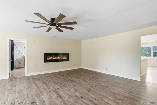 701 Artdale Drive, White Lake, MI 48383