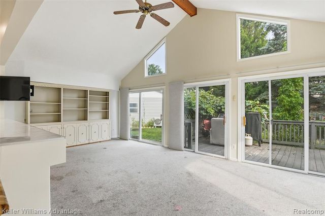 701 Artdale Drive, White Lake, MI 48383