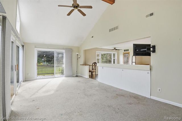 701 Artdale Drive, White Lake, MI 48383