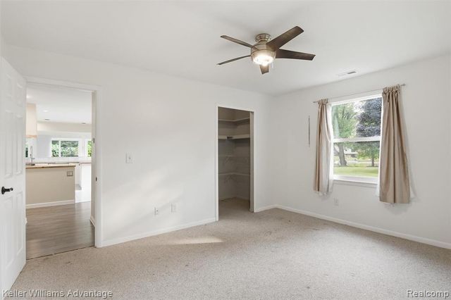 701 Artdale Drive, White Lake, MI 48383
