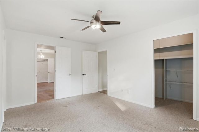 701 Artdale Drive, White Lake, MI 48383