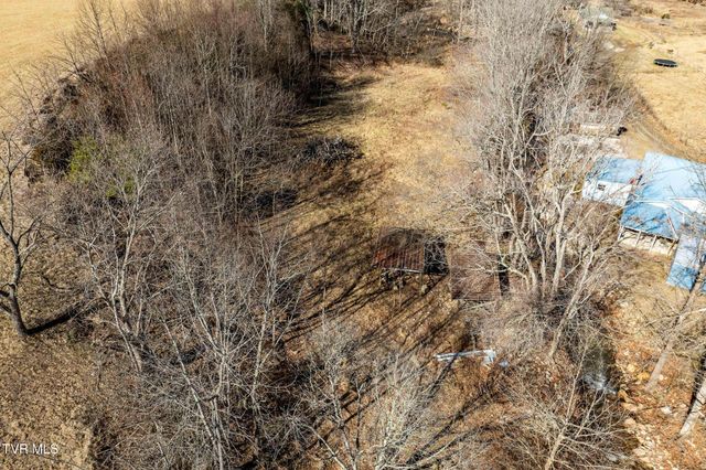 2734 Crackers Neck Road, Mountain City, TN 37683