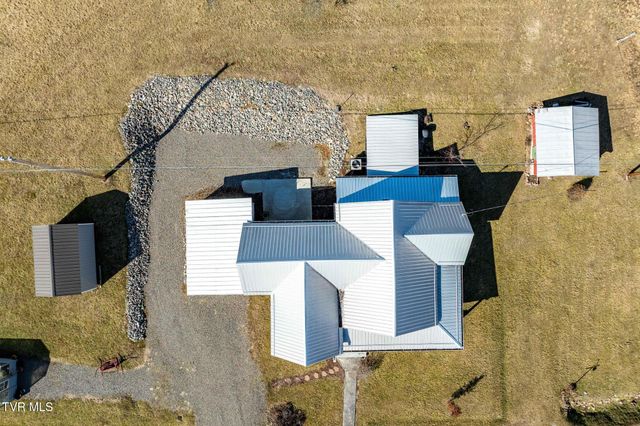 2734 Crackers Neck Road, Mountain City, TN 37683