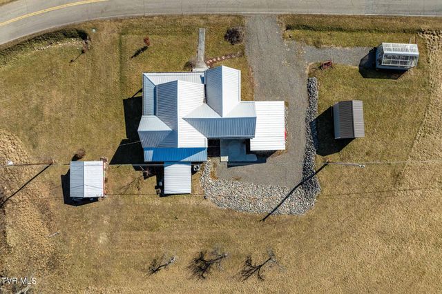 2734 Crackers Neck Road, Mountain City, TN 37683