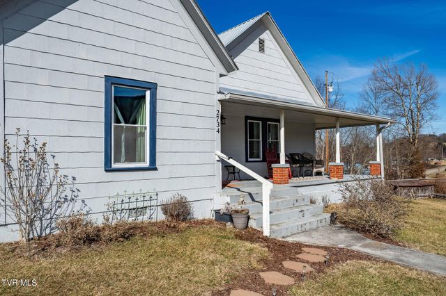 2734 Crackers Neck Road, Mountain City, TN 37683