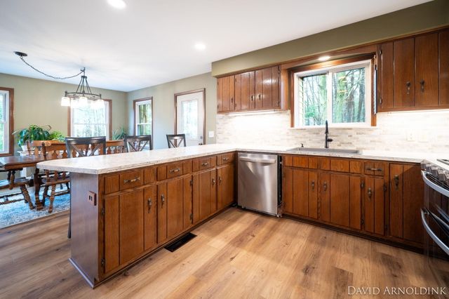 6264 140th Avenue, Holland, MI 49423