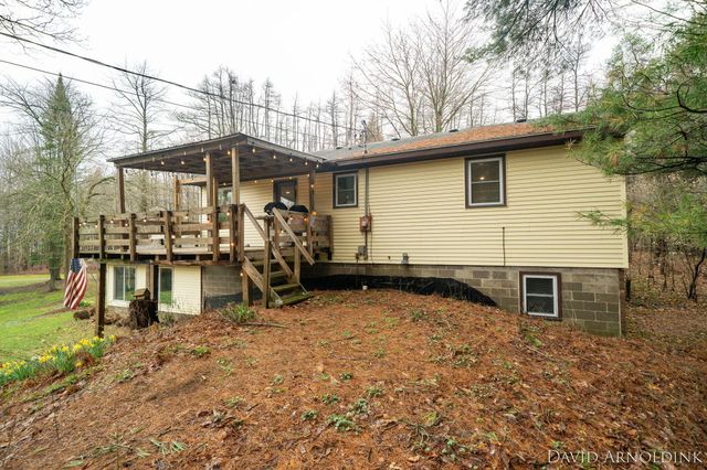 6264 140th Avenue, Holland, MI 49423