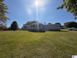 70 Morris Court, Vine Grove, KY 40175