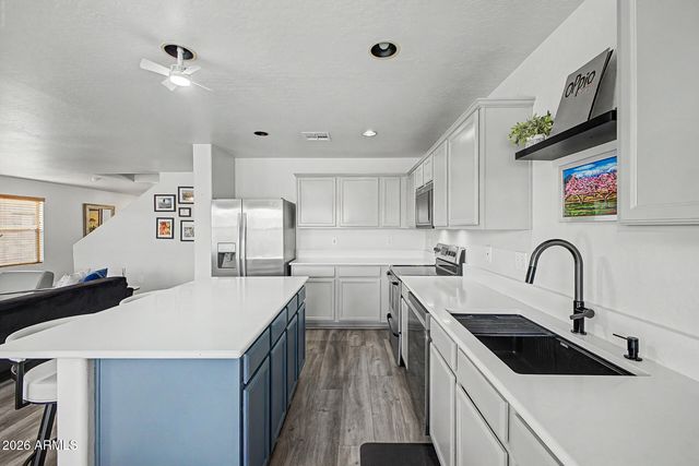 3589 E SANTA FE Lane, Gilbert, AZ 85297